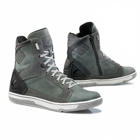 Forma Hyper Shoe